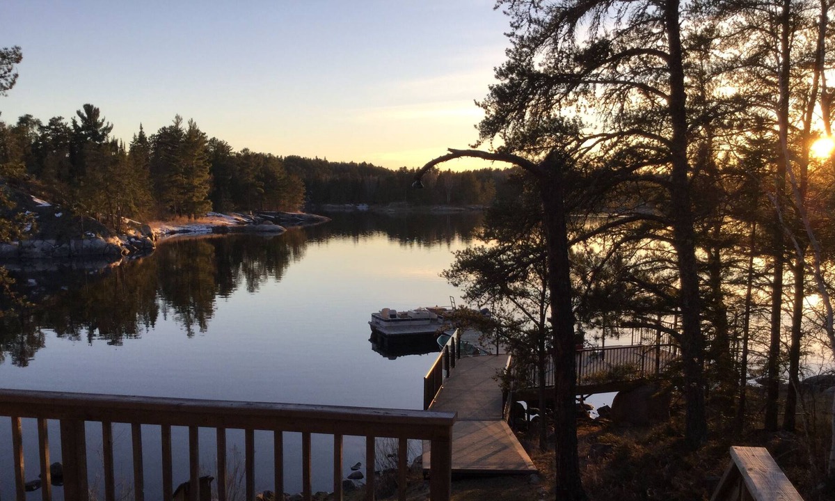 Kenora Cottage | Located on the Winnipeg River near Kenora. Water access only.