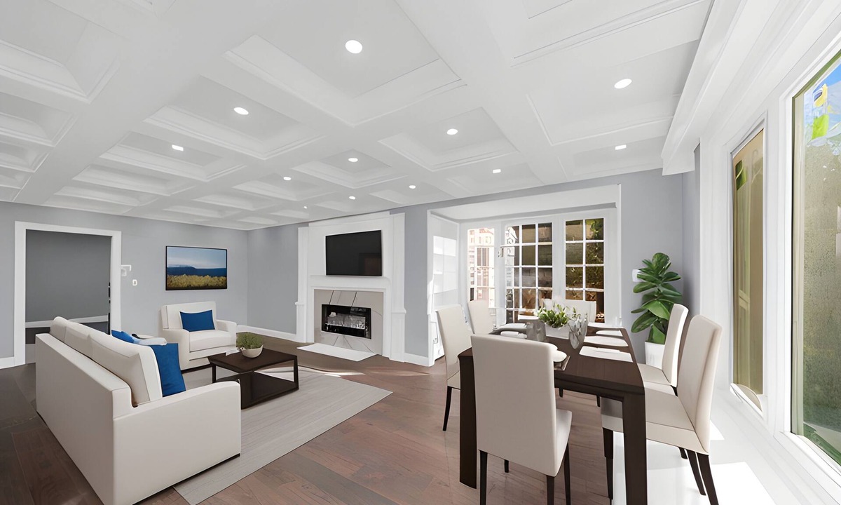 Vaughan House | Location! 7 Acre Kleinburg Estate. Minutes away from Hwy 427!