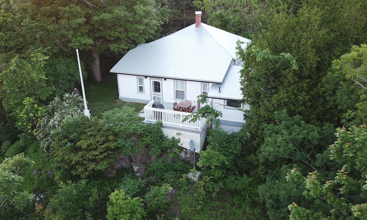 Rideau Lakes House | Lockmaster's House, Davis Lockstation, Parks Canada