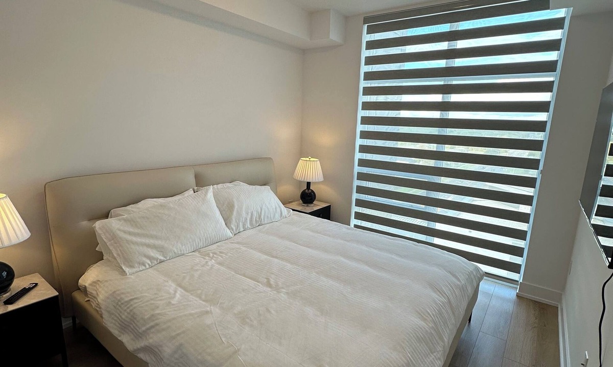 Watertown Condo | Luxurious Waterdown Condo
