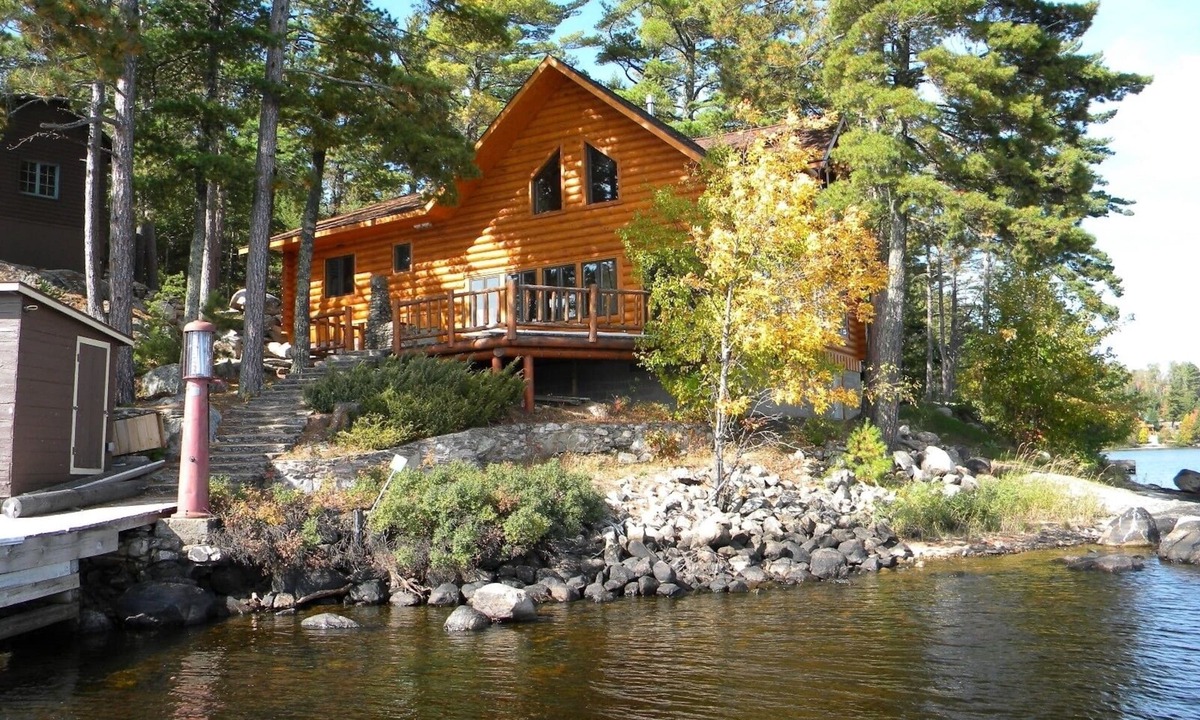 Crane Lake Cabin | Luxurious Wilderness New Log Home Borders Bwca, National Park