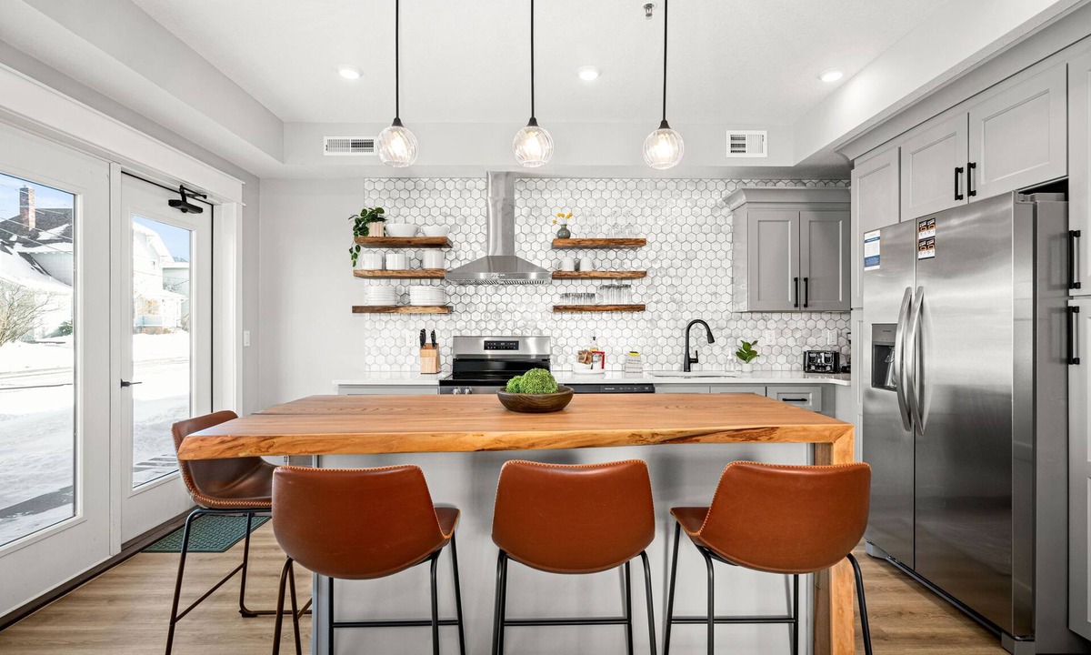 St. Louis County Condo | Luxury Condo w/Beach Access | Dragestil 717-1