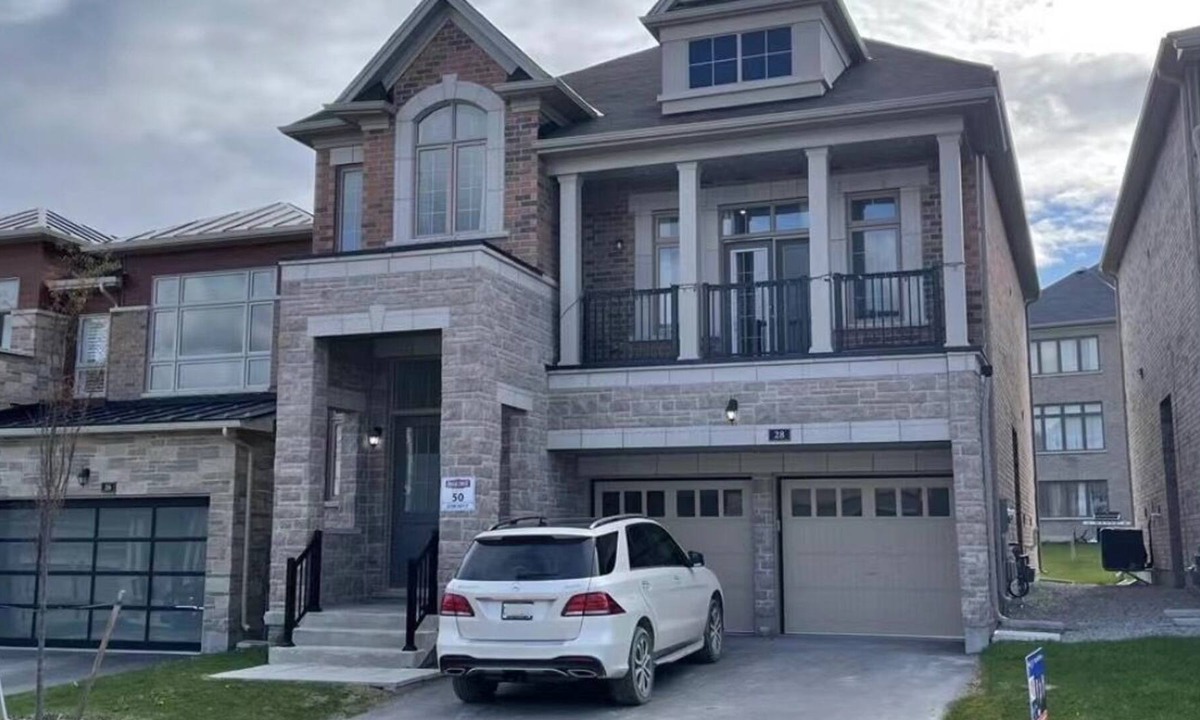 York Regional Municipality House | Luxury Detached whole House with Finished Basement 6 bedrooms with 4.5 bathrooms