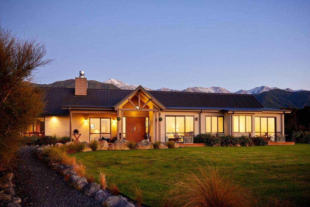 Hapuku Cabin | Manakau Lodge