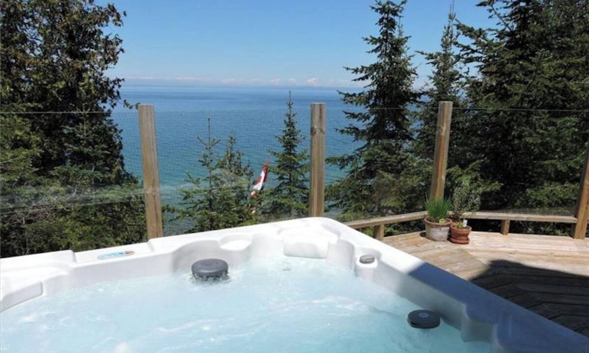 Northern Bruce Peninsula Ski Chalet | Marvel at breathtaking views surrounding you from this waterfront chalet