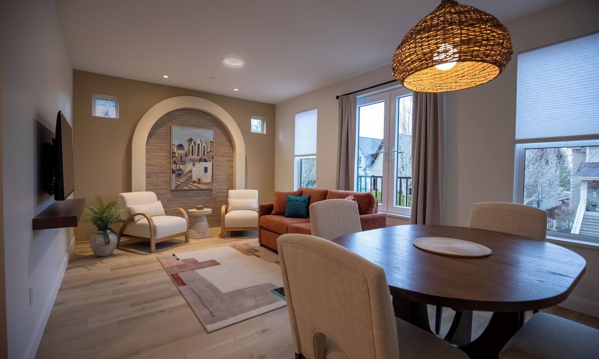 Regional District of Nanaimo Apartment | Mediterranean Suite 201A - The Agora a Boutique Hotel