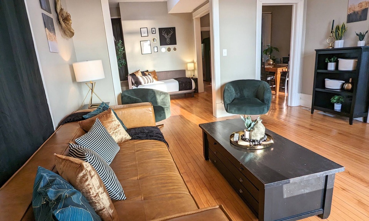 Downtown - Waterfront Condo | Mesaba 3 Lake View | Historic Condo