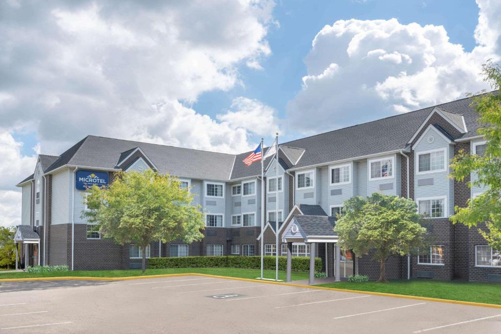 Eagan Hotel | Microtel Inn & Suites by Wyndham Eagan/St Paul