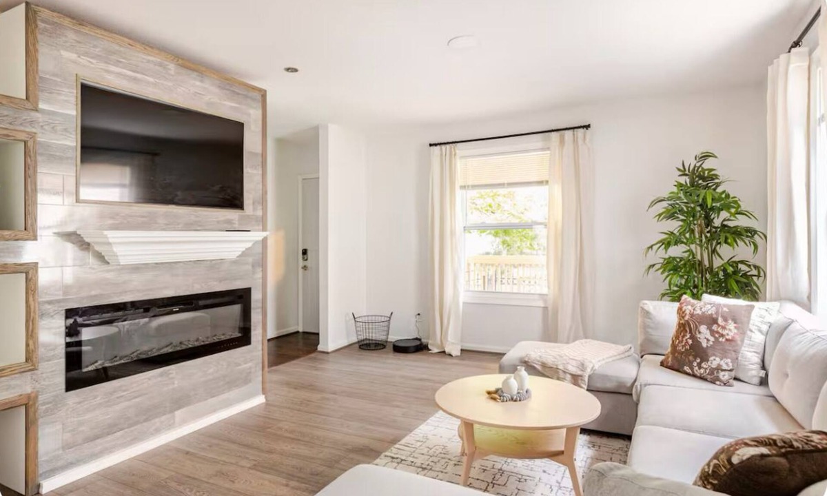 Powderhorn House | Midtown Mini Hideaway: NEW LISTING! nCozy House/Free parking/Fast Wifi