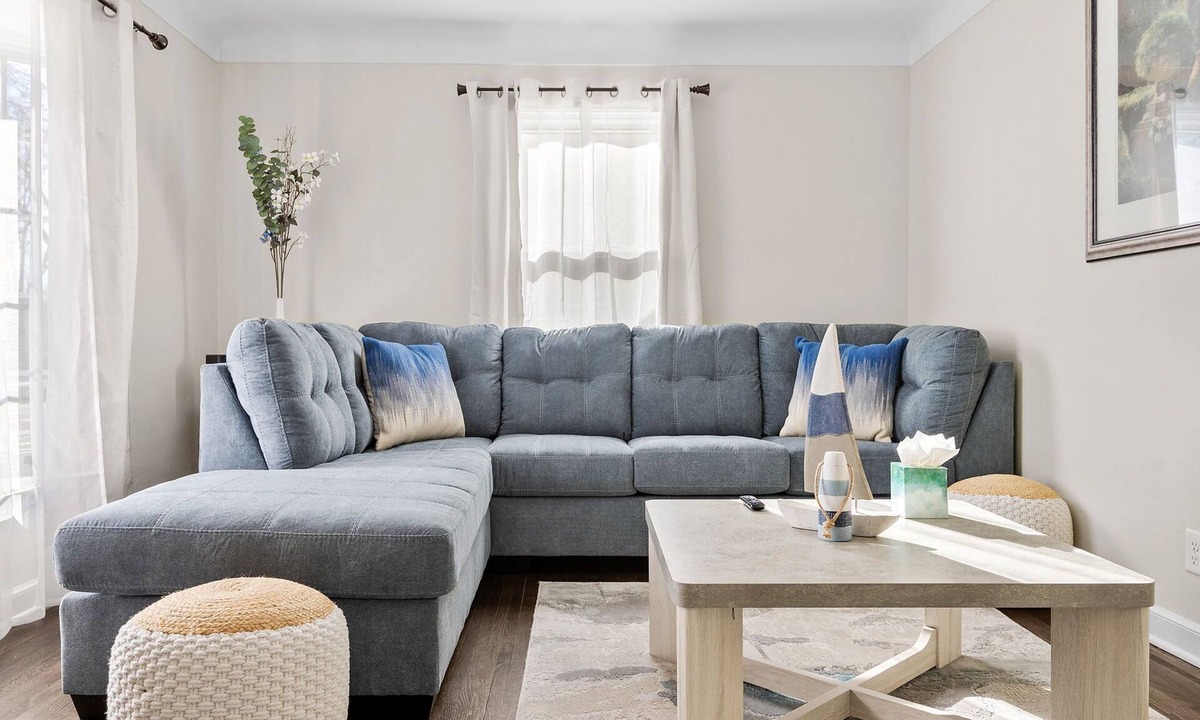 Waite Park House | MINNeSTAY* St. Anthony Place | Family