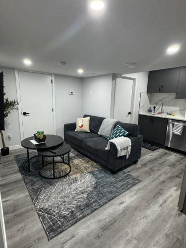 Southeast Edmonton House | Modern comfort just 20 minutes from the airport, with a full kitchen