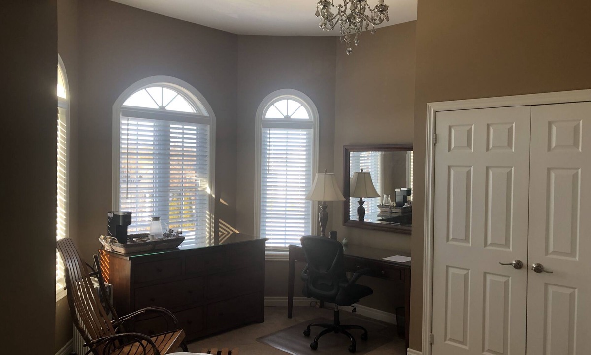Port Perry House | Modern luxury suite near historic downtown Port Perry