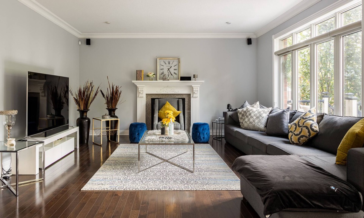 London House | MODERN & QUIET 4-BEDROOM HOME WITH A PATIO/WALKOUT-5min drive to Masonville Mall