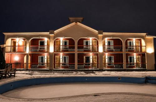 Saint-Charles-Borromee Hotel | Motel Classique