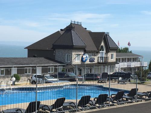 Saint-Simeon Hotel | Motel vue Belvédère