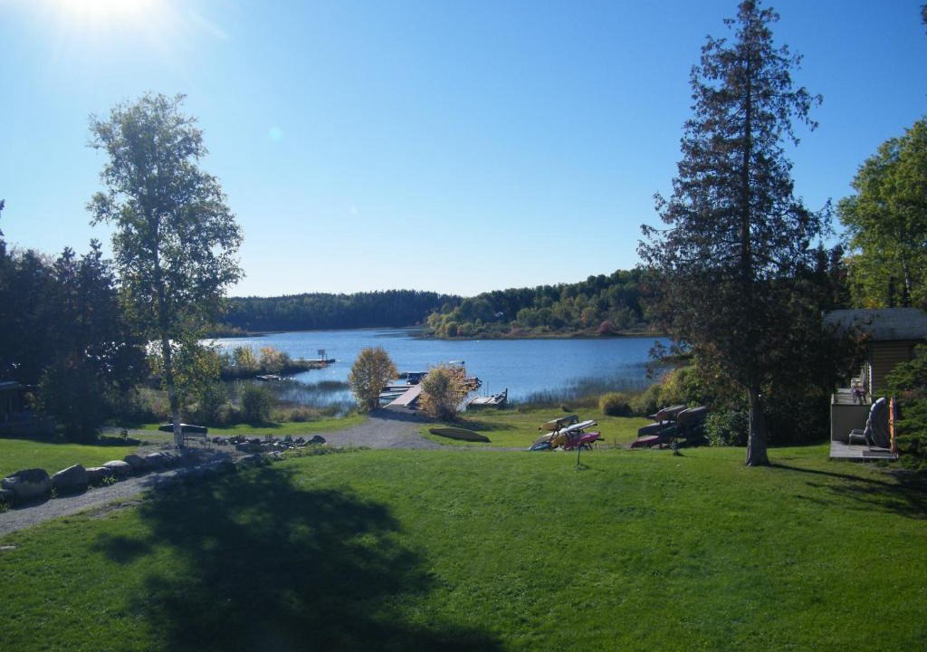 Timiskaming District Resort | Mowat Landing Cottages