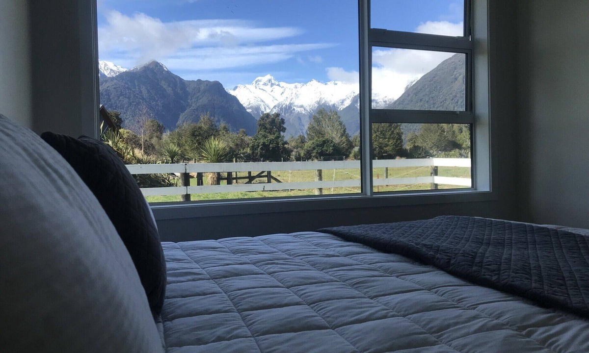 Fox Glacier Hotel | Mt Cook View Motel - Fox Glacier
