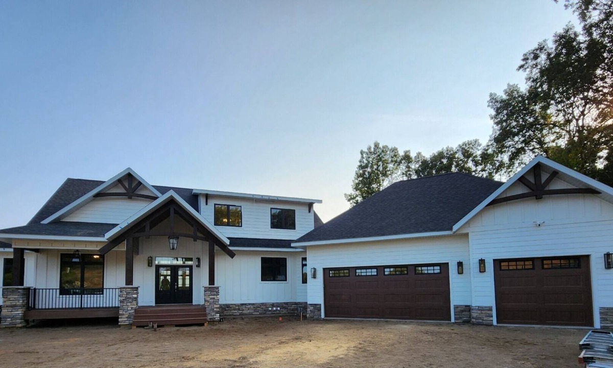 Aitkin House | Multi Family Executive Retreat