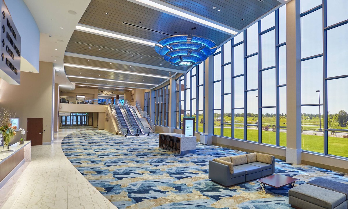 Prior Lake Resort | Mystic Lake Casino Hotel