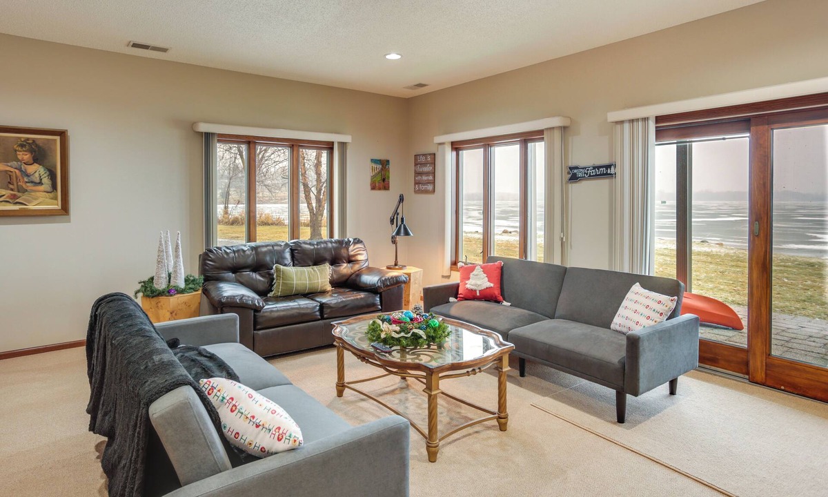 Wright County House | Near All-Season Trails: Howard Lake Home w/Dock!