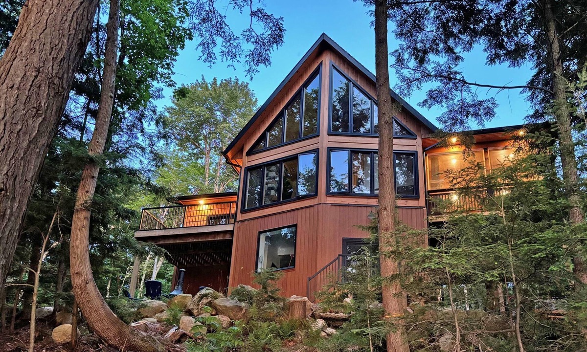 Port Carling Cottage | New 5 bed 4 bath cottage on Turtle Lake, Privacy!