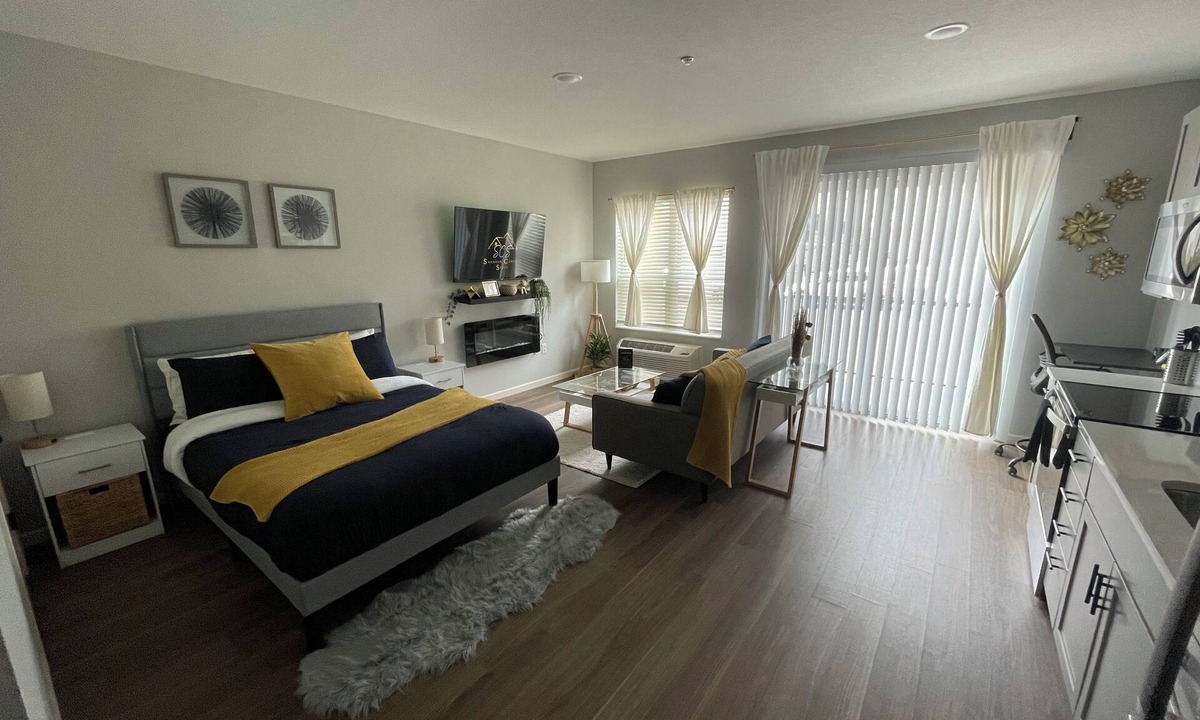 Richfield Apartment | New Spacious Studio Apartment