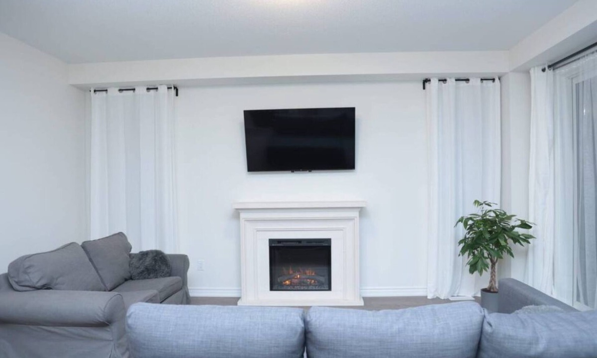 Pickering House | Newly Built Spacious Retreat: 3BDR & 2.5 Bath