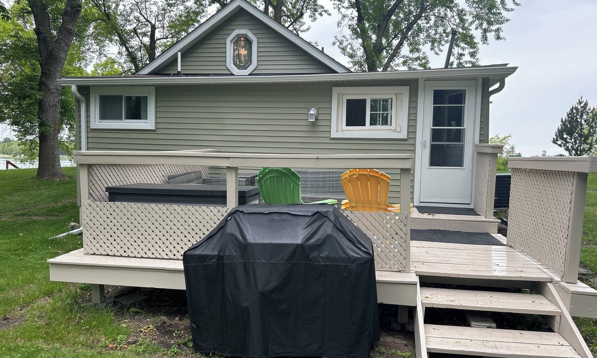Maple Lake Cabin | Newly remodeled cabin with private dock on Maple Lake