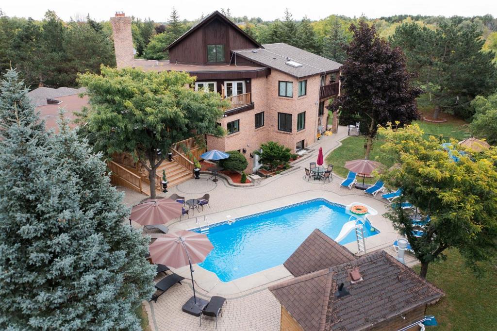 Brampton Bed & Breakfast | Newton Villa