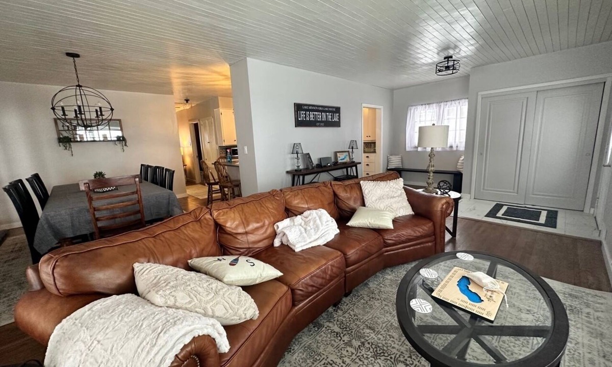 Glenwood House | Now Booking for Summer 2025!