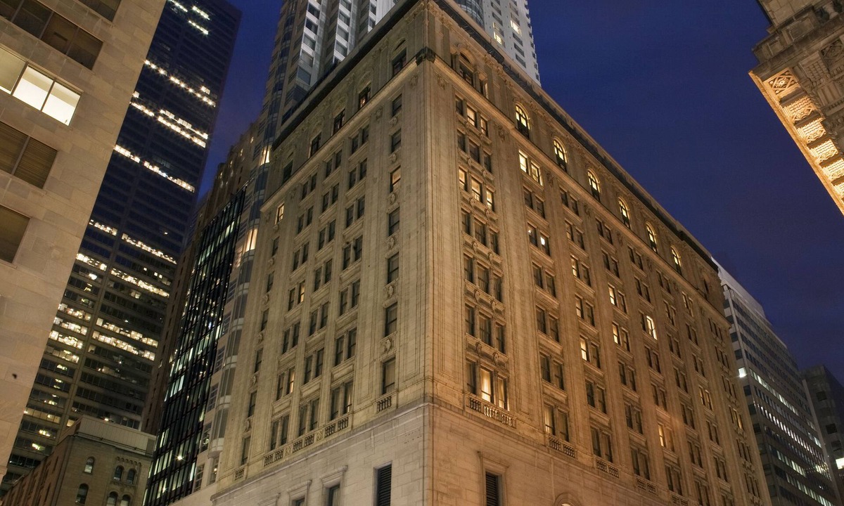 Financial District Apartment | One King West Hotel & Residence