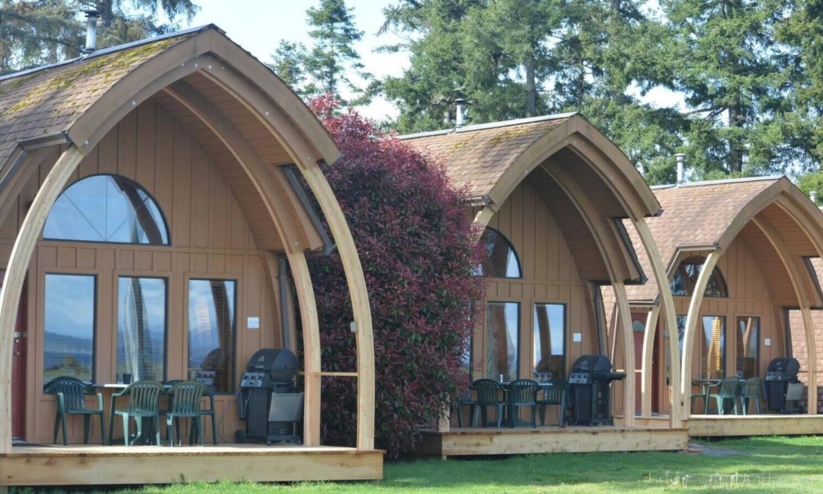 Campbell River Hotel | Oyster Bay Resorts
