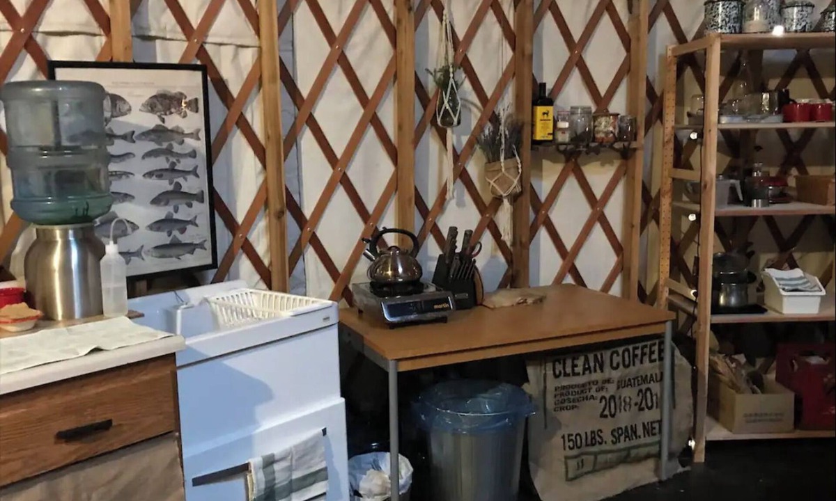 Lakeview Cabin | Pacifica Yurt