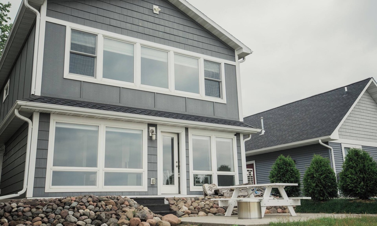 Park Point House | Park Point Oasis | On Lake Superior | Duluth