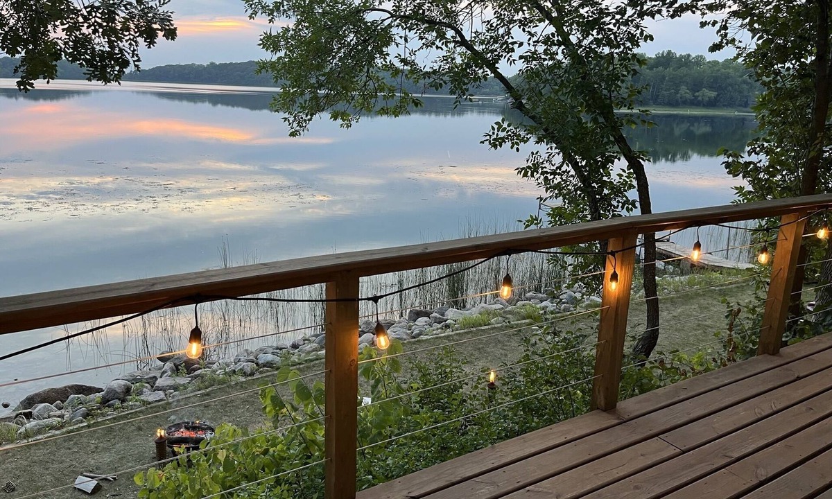 Brandon Cabin | Peaceful 3-bedroom cabin on a serene, secluded lake with kayaks and a canoe