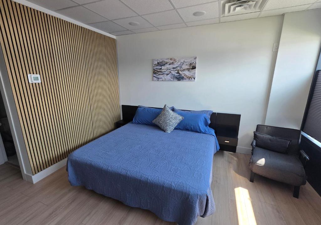 Central Okanagan Apartment | PeachView Studio 103