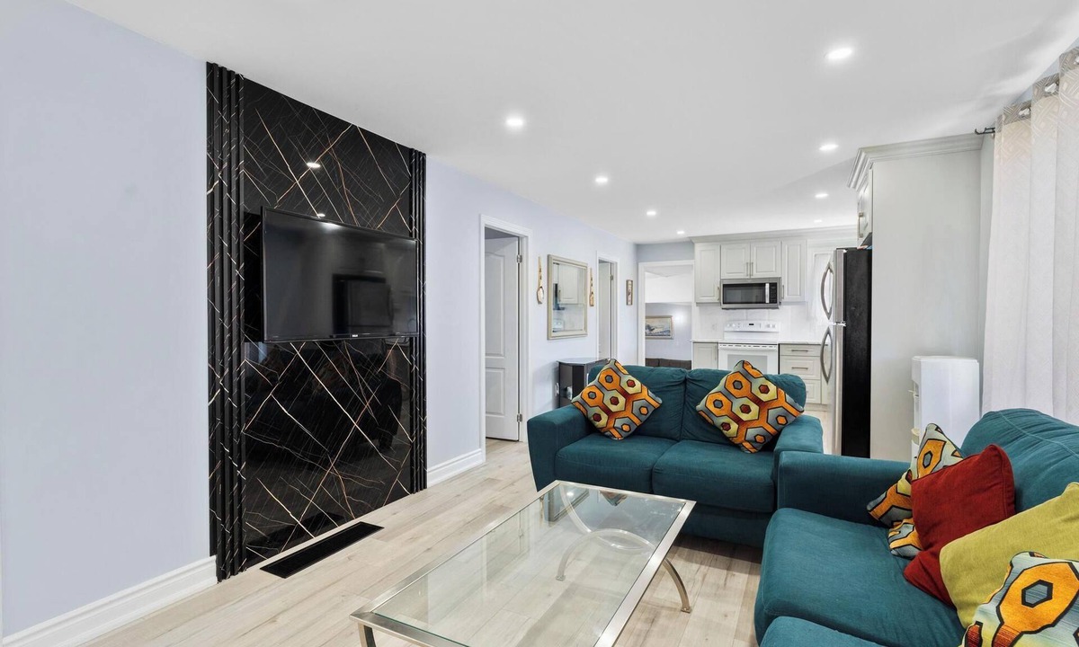 Port Colborne House | Perfect Getaway, All Year Long