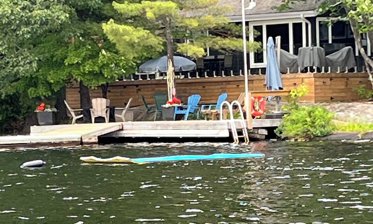 Georgian Bay Cottage | Pretty Cottage - newly renovated cottage on Six Mile Lake - Great swimming