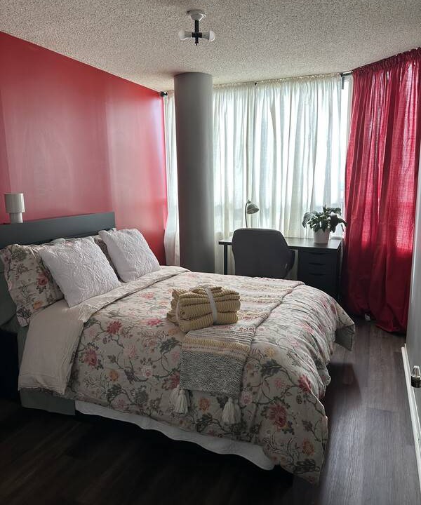 Toronto Resort | Private room ∙ 1 guest
