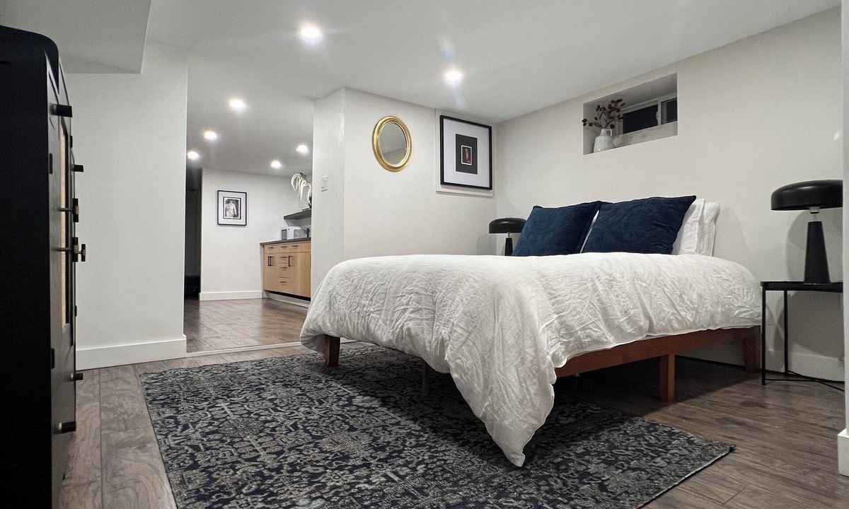 Bickford Park House | PRIME LOCATION City Suite in heart of Little Italy