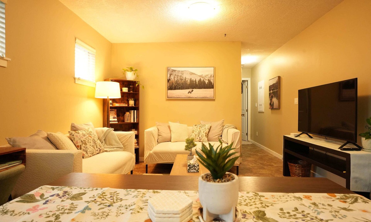 Langford House | Private Humble Suite