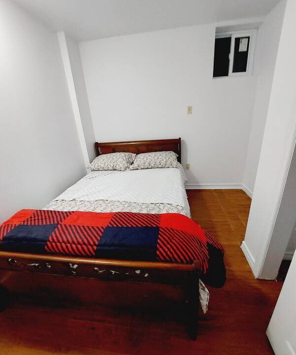 Hurontario Resort | Private room ∙ 1 guest