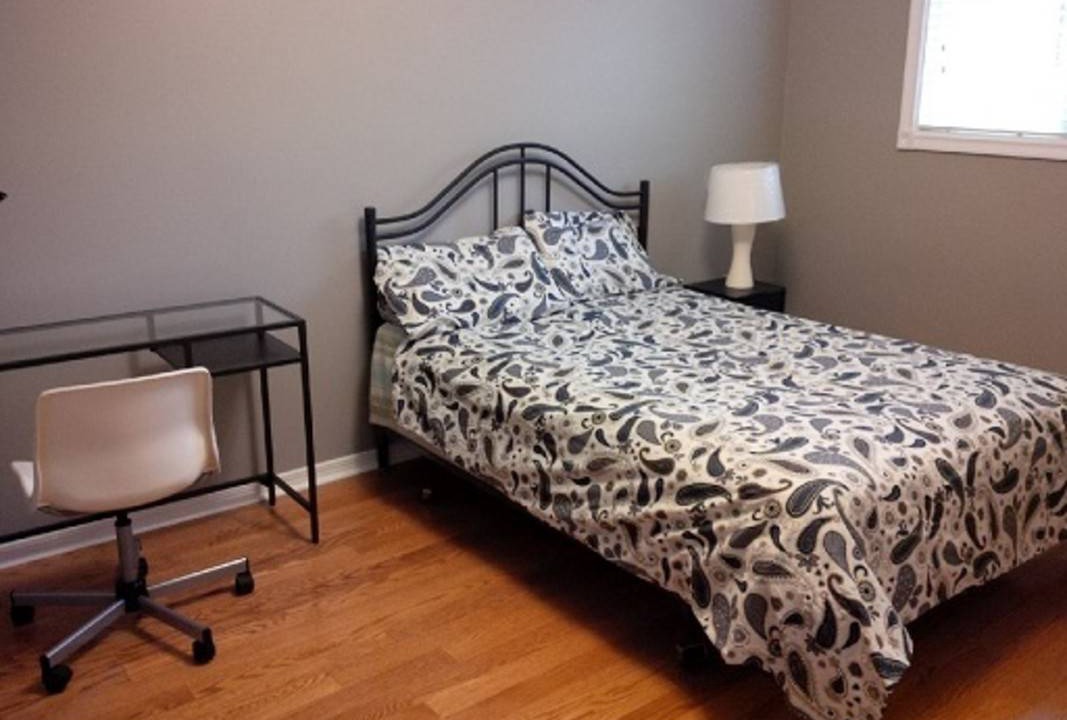 Hurontario Resort | Private room ∙ 1 guest