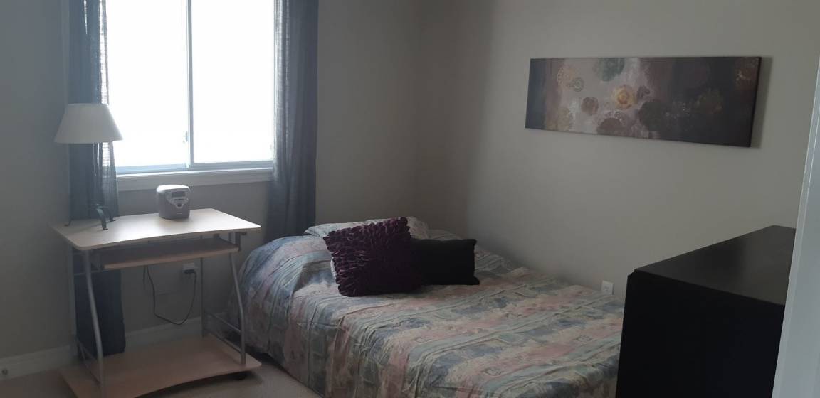 London Resort | Private room ∙ 1 guest