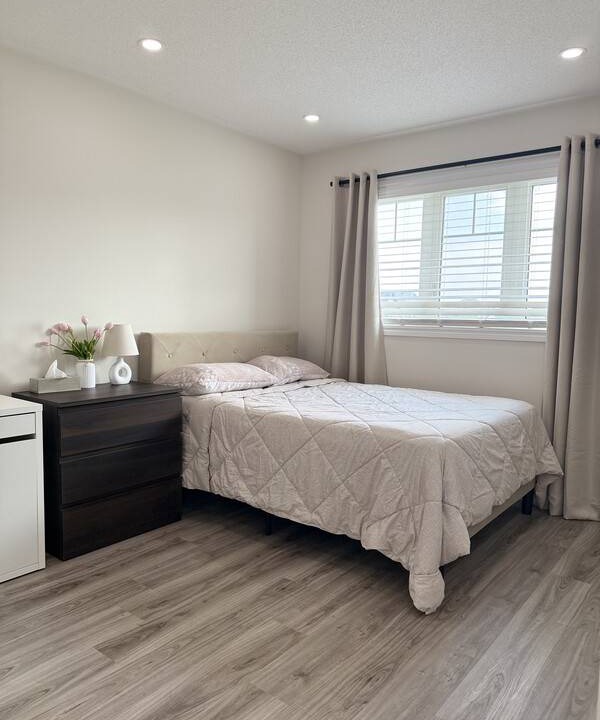 Durham Region Resort | Private room ∙ 1 guest