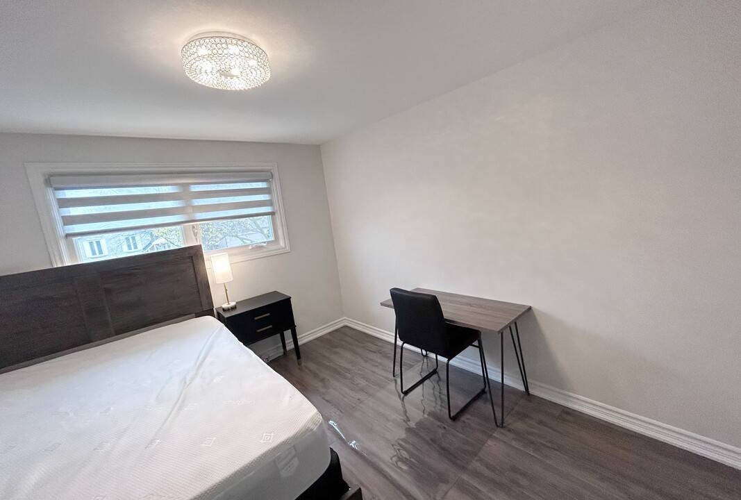 Durham Region Resort | Private room ∙ 1 guest