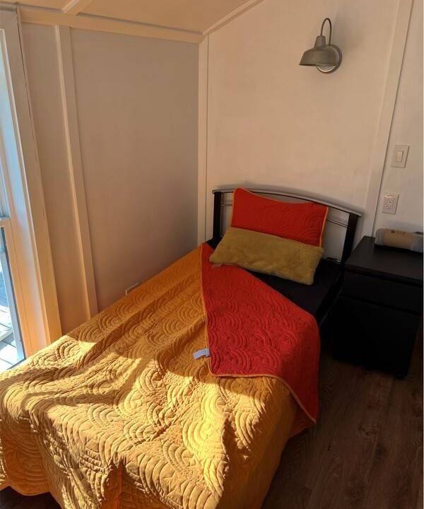 Kingston Resort | Private room ∙ 1 guest