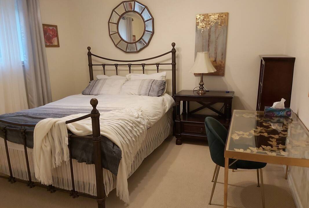 London Resort | Private room ∙ 1 guest
