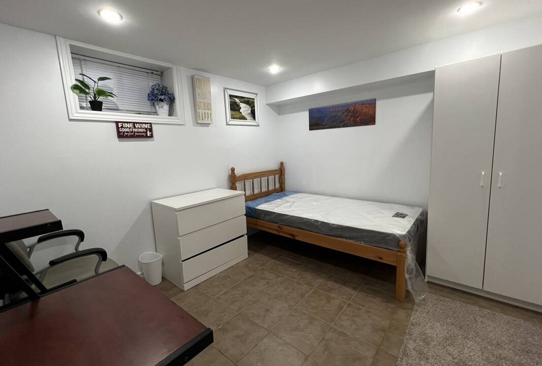 Old East York Resort | Private room ∙ 1 guest