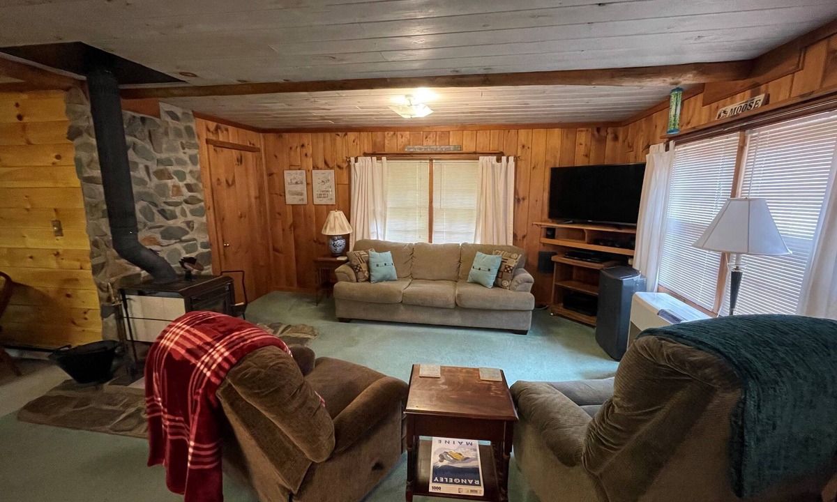 Rangeley House | Rangeley's Edge Cabin